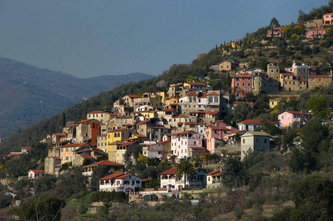 Agriturismo San Michele Di Danio Giovanni Villa Dolcedo Exterior photo